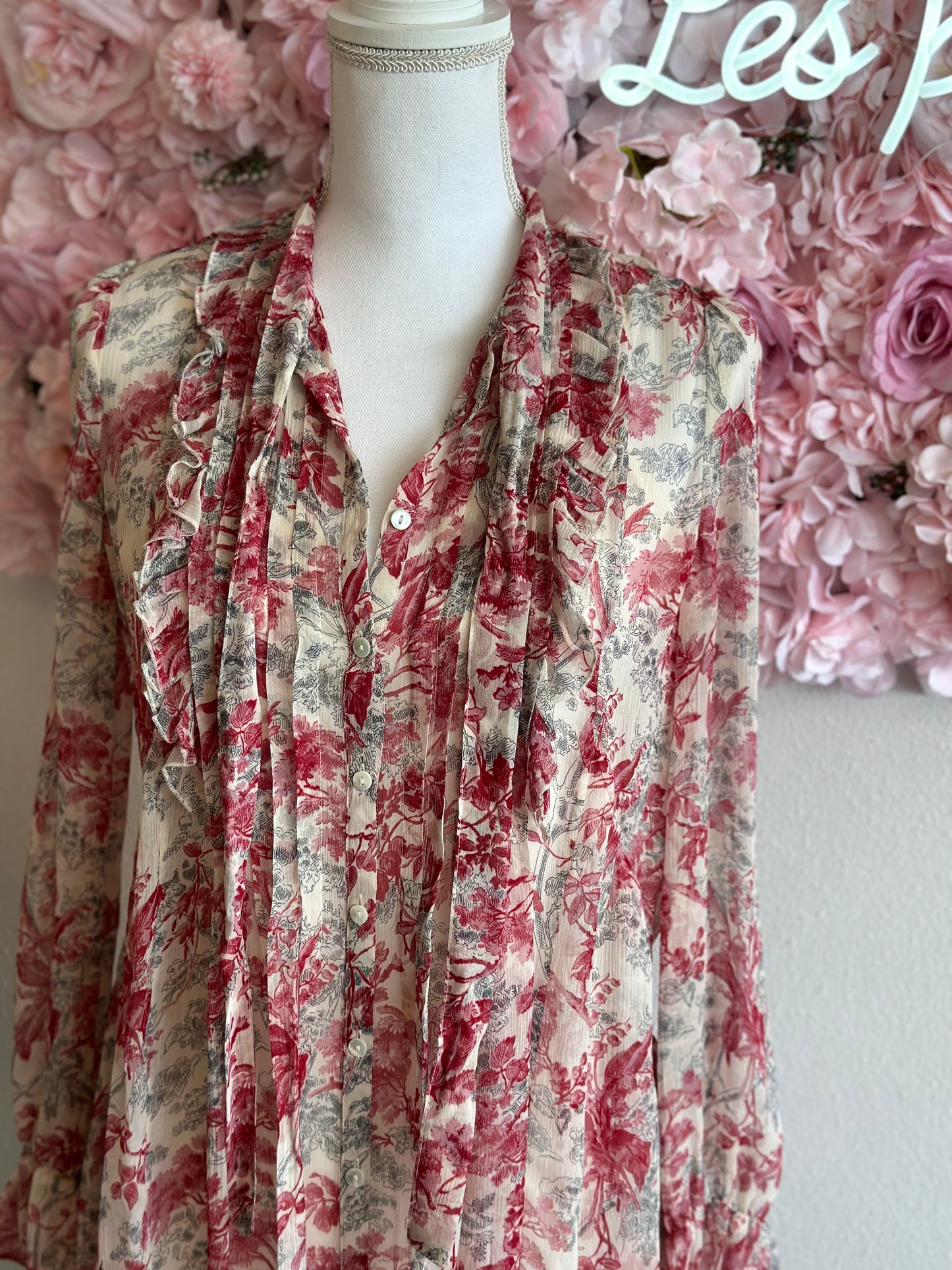Belle robe en toile de soie imprimée à motifs fleuris, T.34/36