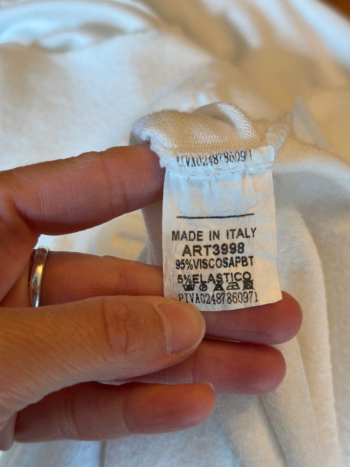 Pull blanc “Rock & Roll” en viscose Made in Italy T.U