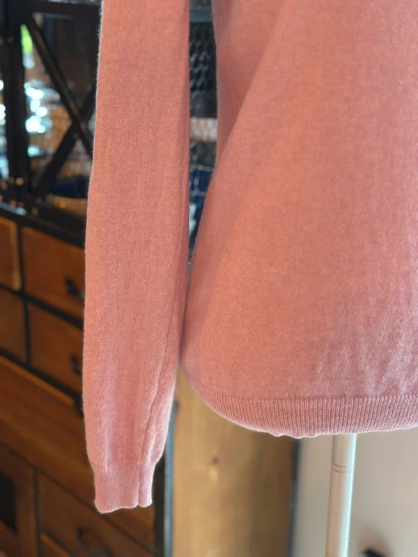 Pull rose clair col V en cachemire T.34