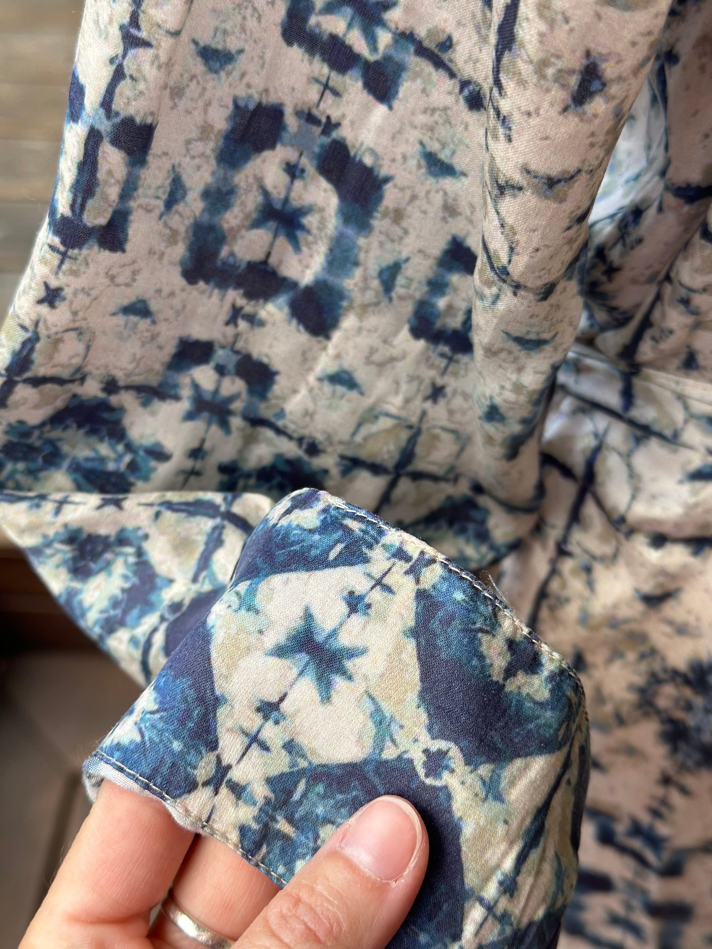 Robe longue à motifs bleus T.38