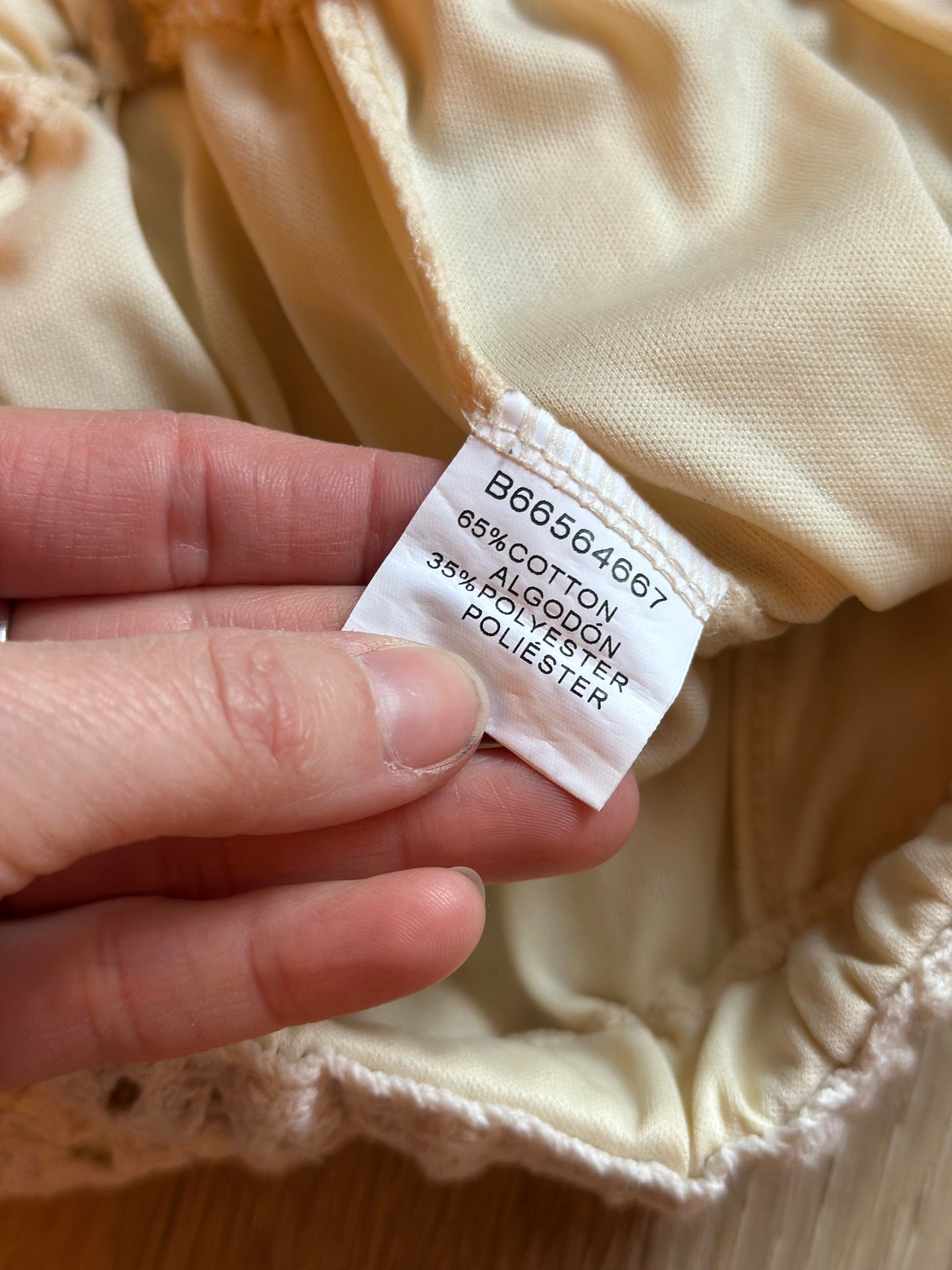 Short crochet écru dentelle T.36