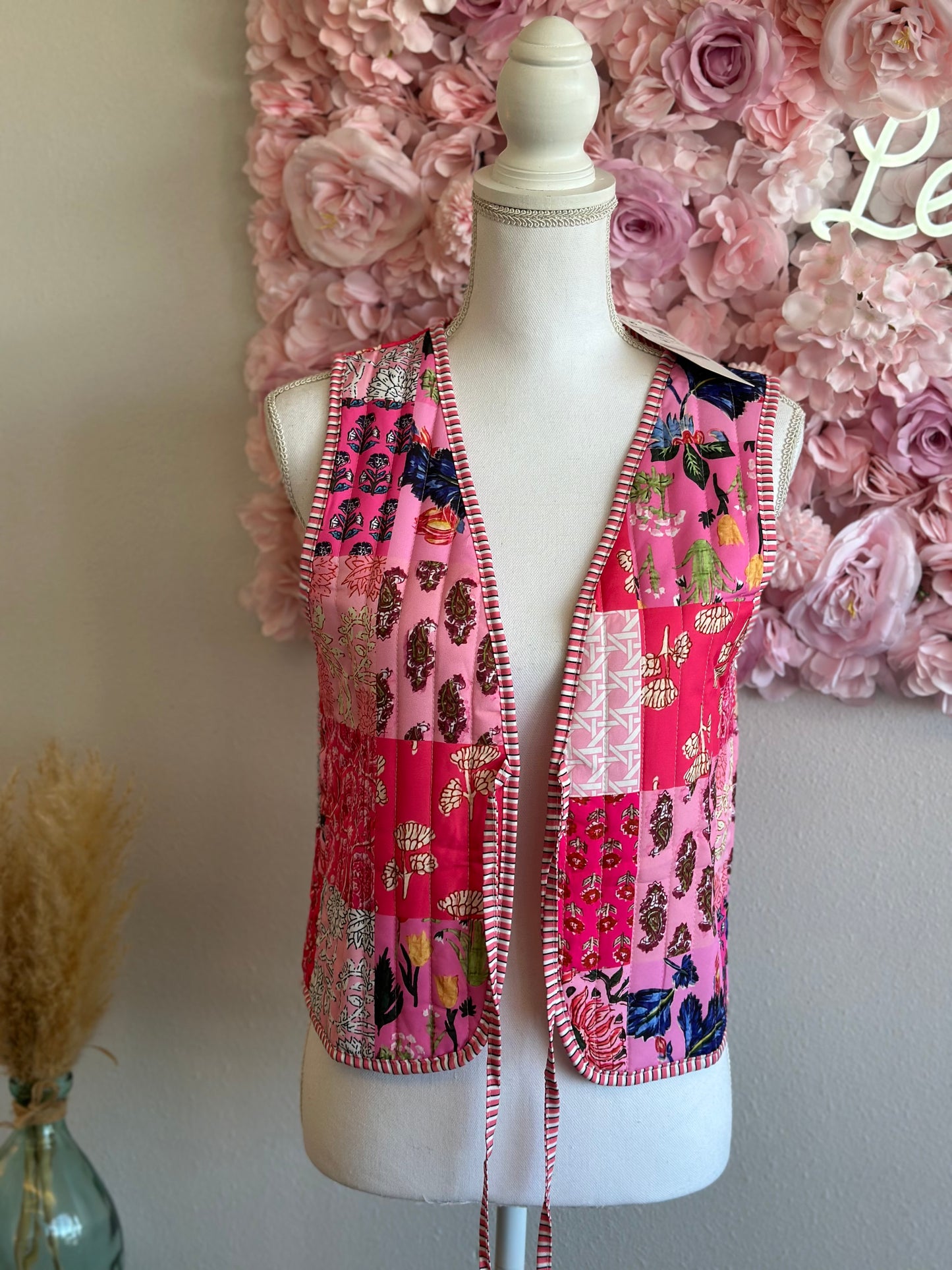 Gilet sans manches matelassé à motifs patchwork colorés, T.36