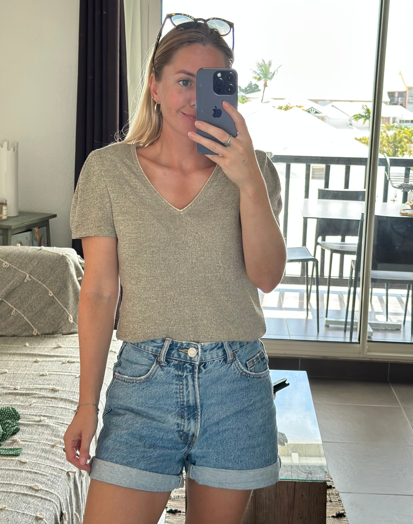 Top gris et doré T.36
