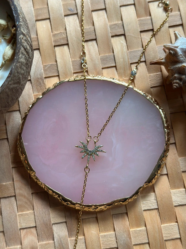 Collier doré pendentif soleil – plaqué or 14K, longueur réglable