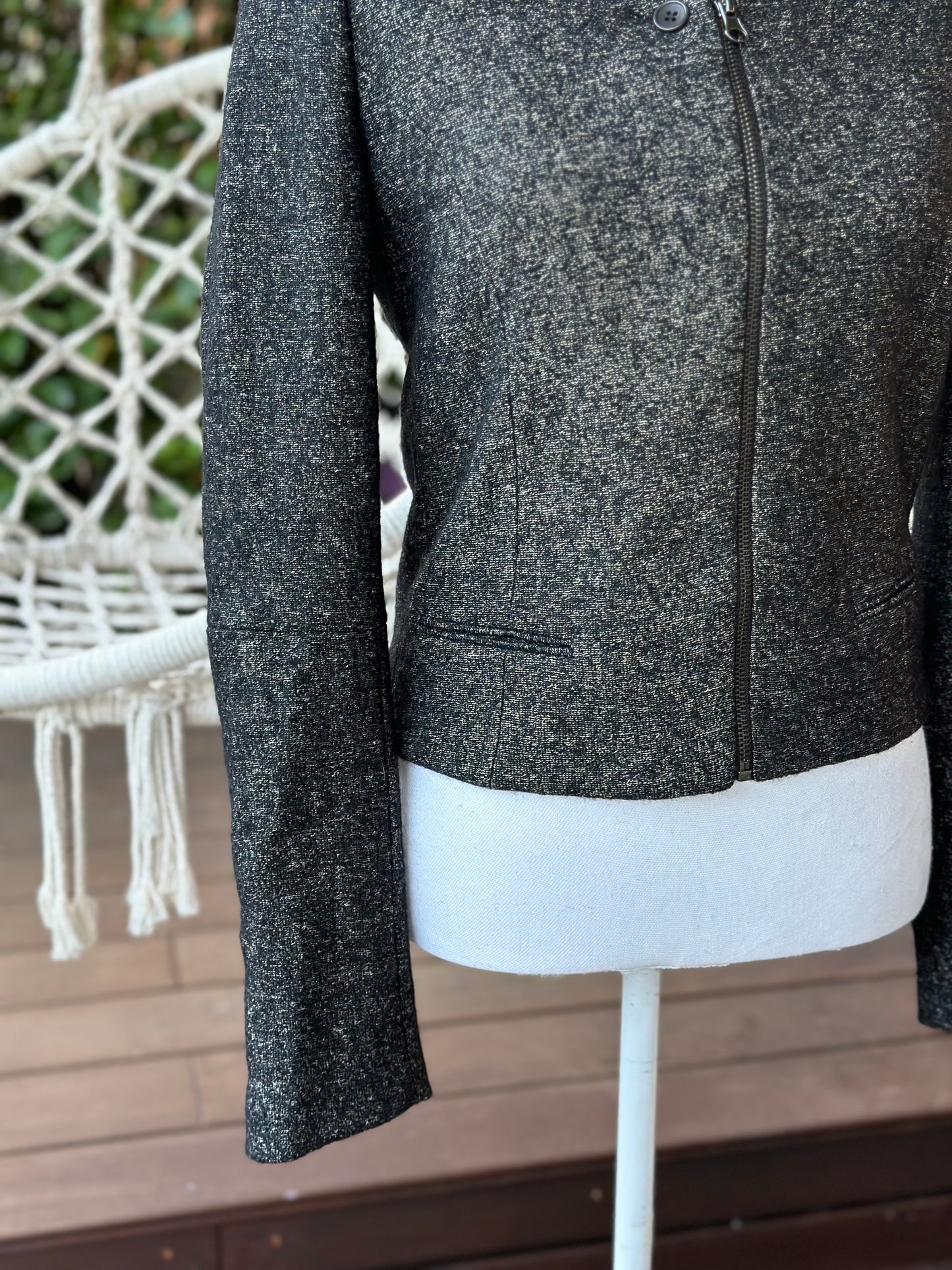 Veste mi-saison noire et argentée T.36