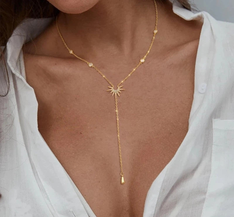 Collier doré pendentif soleil – plaqué or 14K, longueur réglable