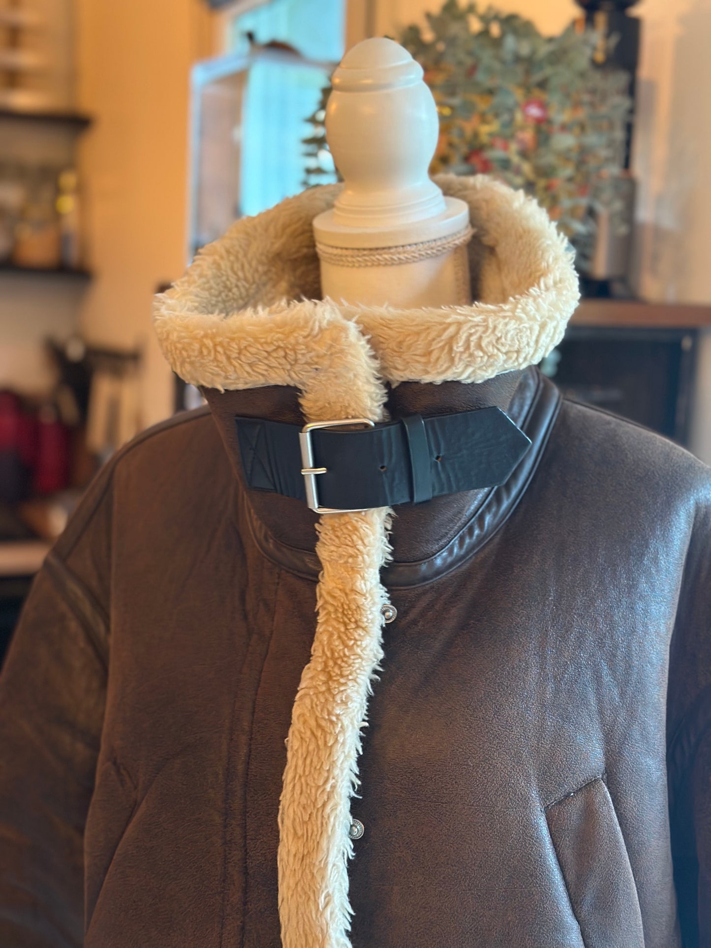 Blouson aviateur marron doublé effet mouton T.38