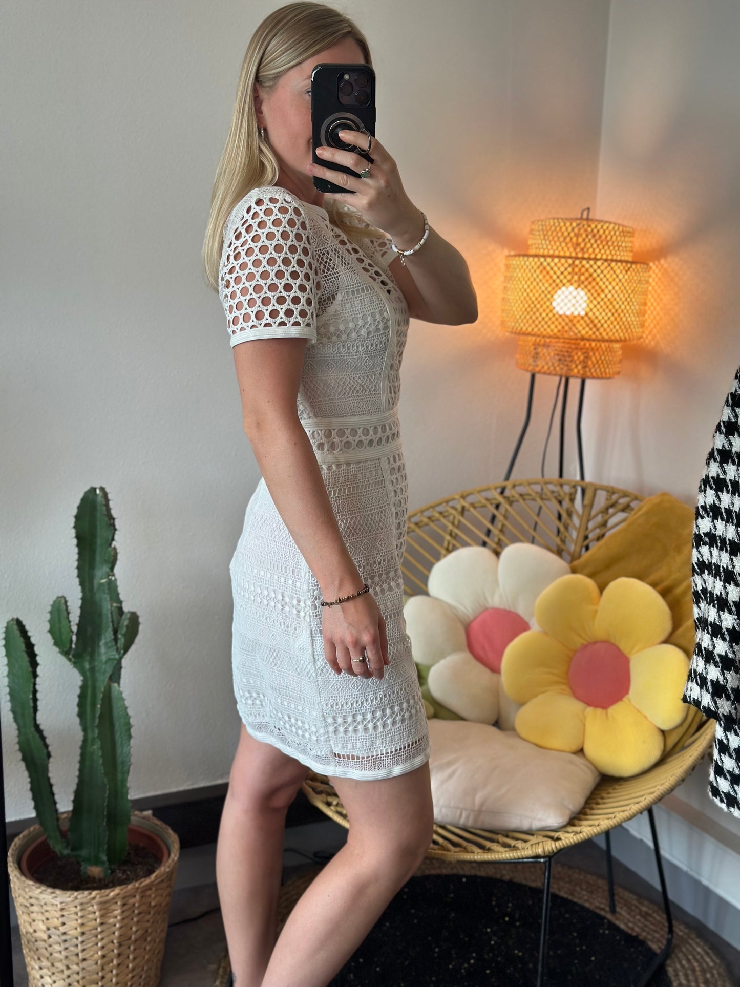 Robe d'été blanche ajourée, taille 36 - H&M