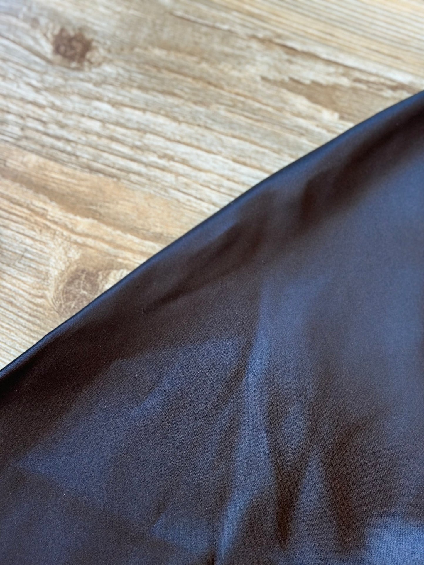 Top noir effet satin, taille XS - Zara