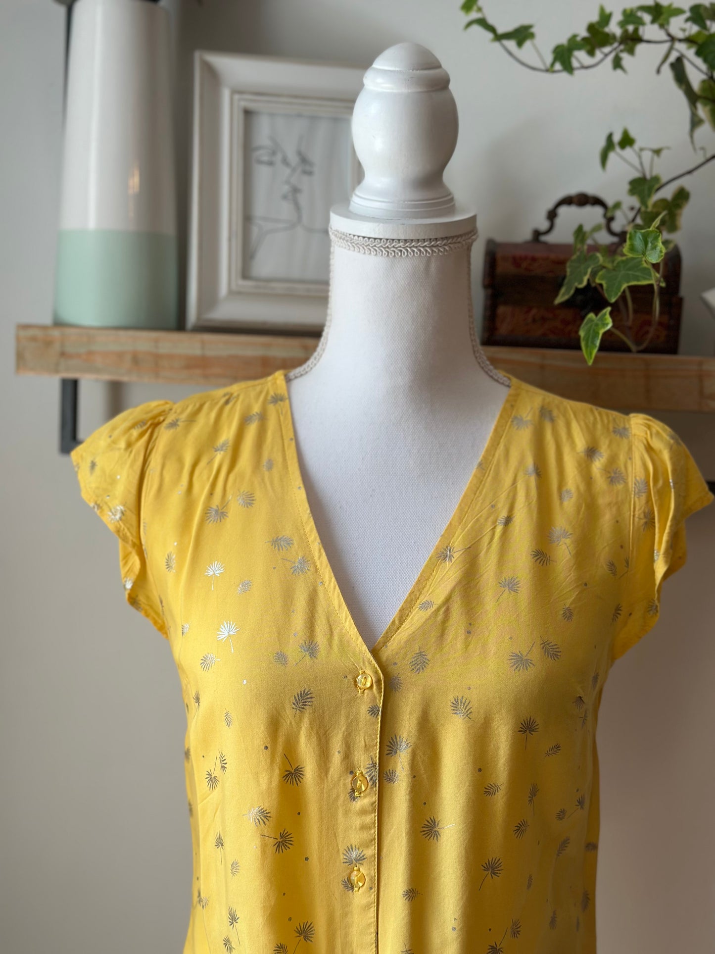 Blouse imprimé jaune doré neuve T.34