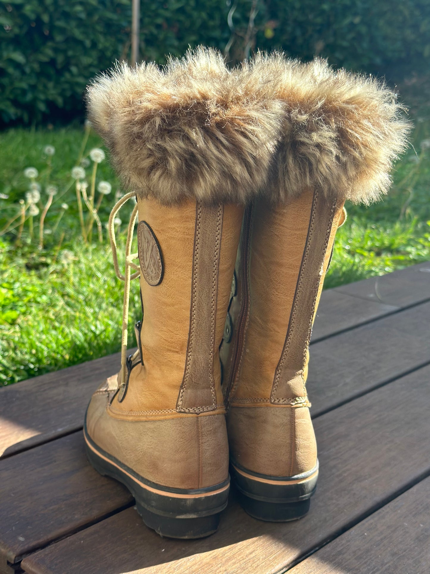 Bottes de neige fourrées, modèle Beverly, couleur brun, T.36