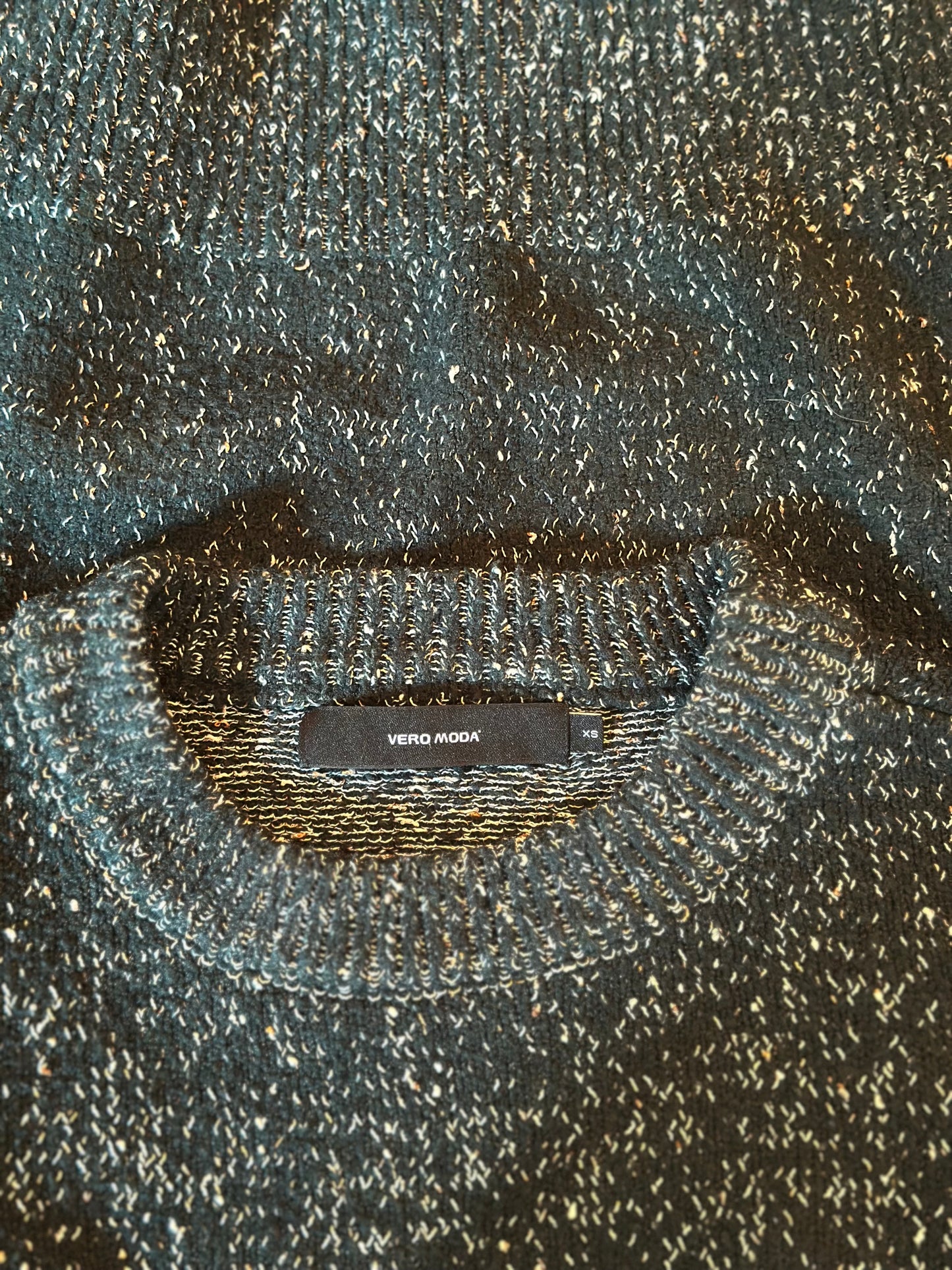 Pull vert sapin chiné à fils argentés Vero Moda – Taille XS