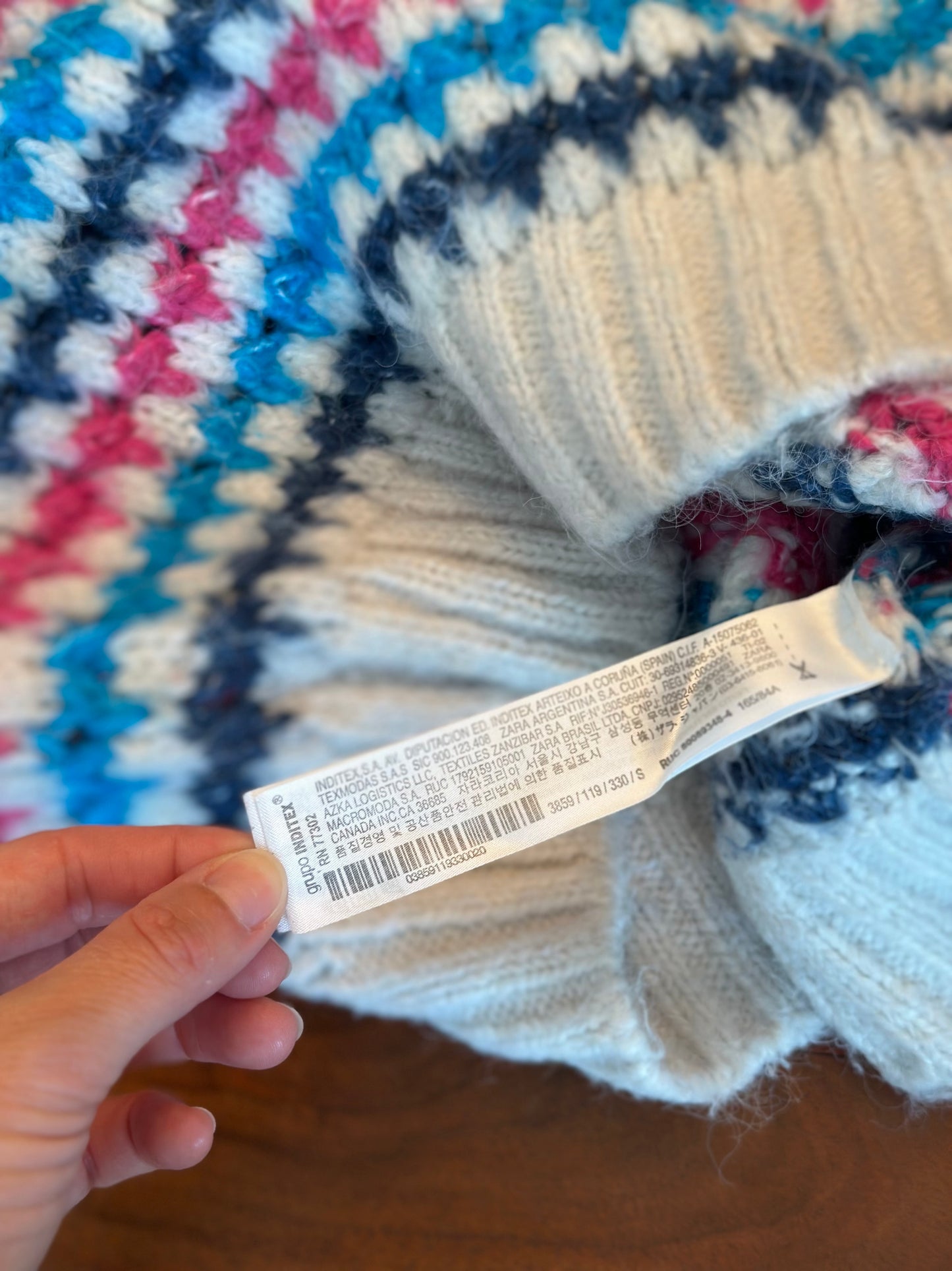 Pull en maille colorée T.36