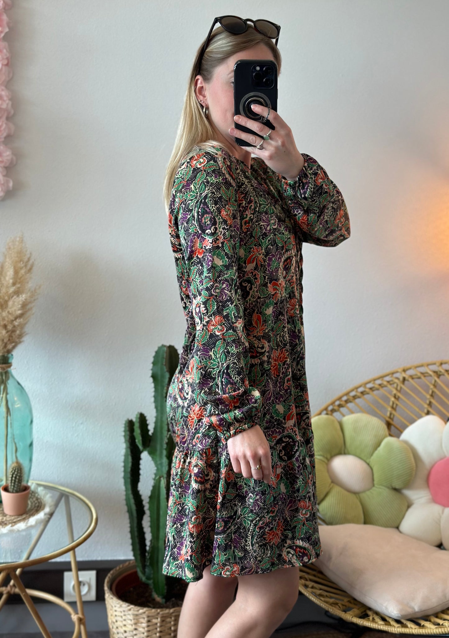 Belle robe fluide et légère à imprimé floral, T.34
