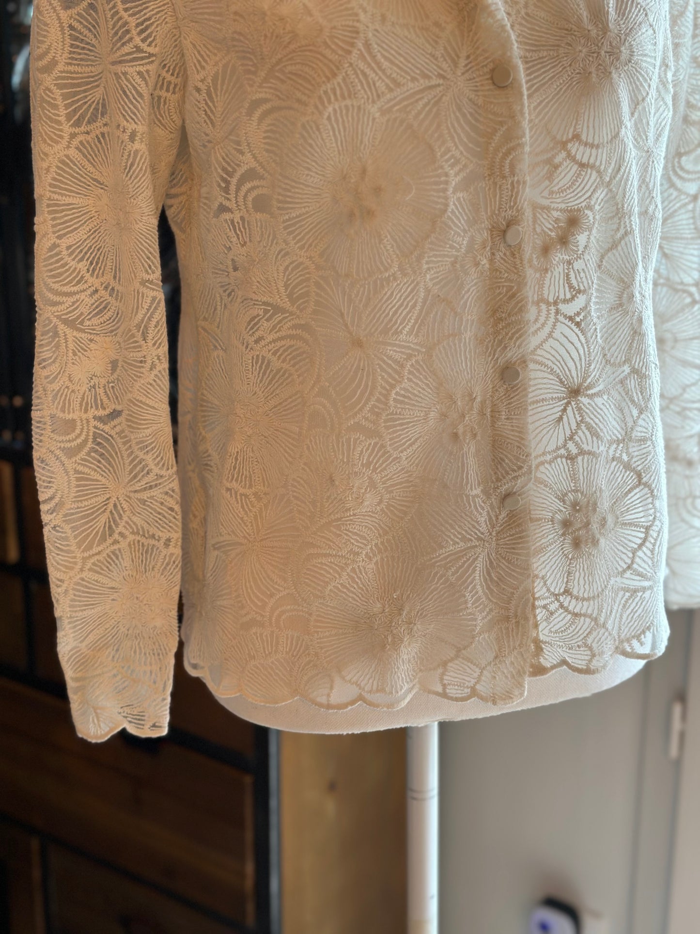 Chemise dentelle florale blanche T.34