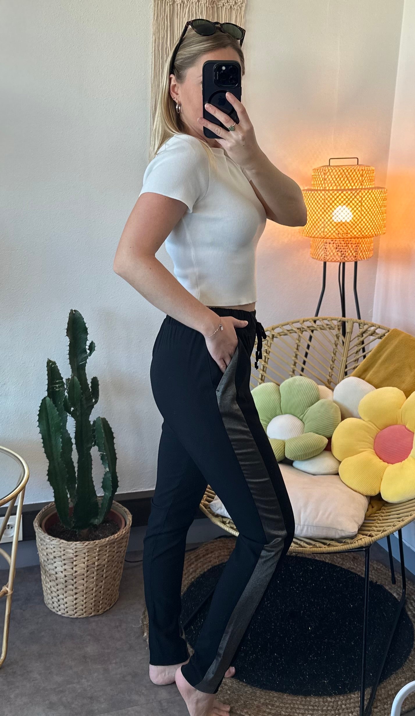 Pantalon noir et doré, T.36