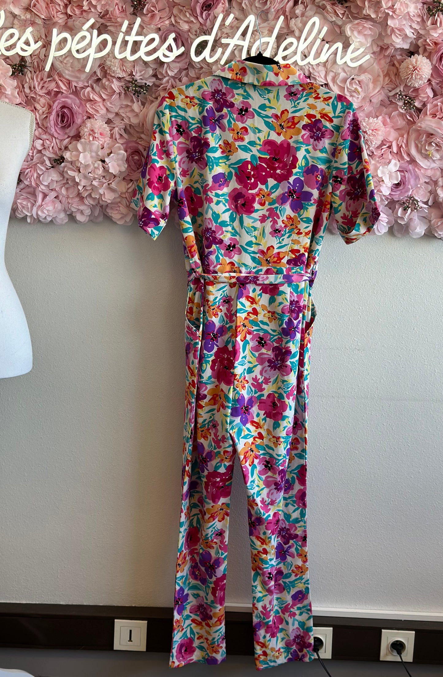 Combinaison d’été à motifs fleuris colorés T.36