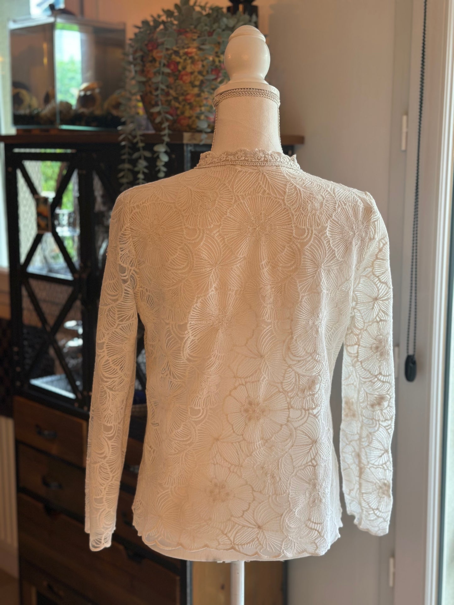 Chemise dentelle florale blanche T.34