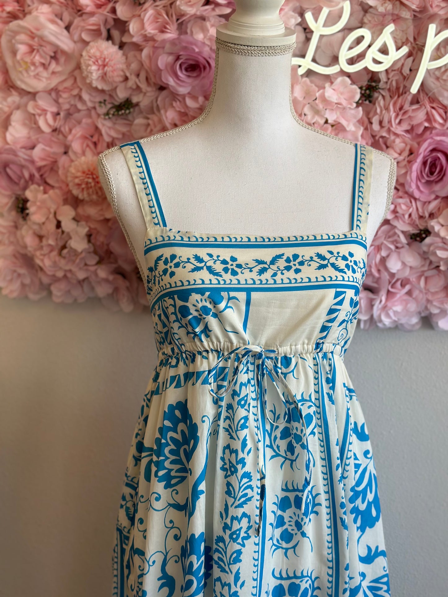 Robe d’été longue bohème imprimé fleuri bleu modèle Kareen T.36 neuve