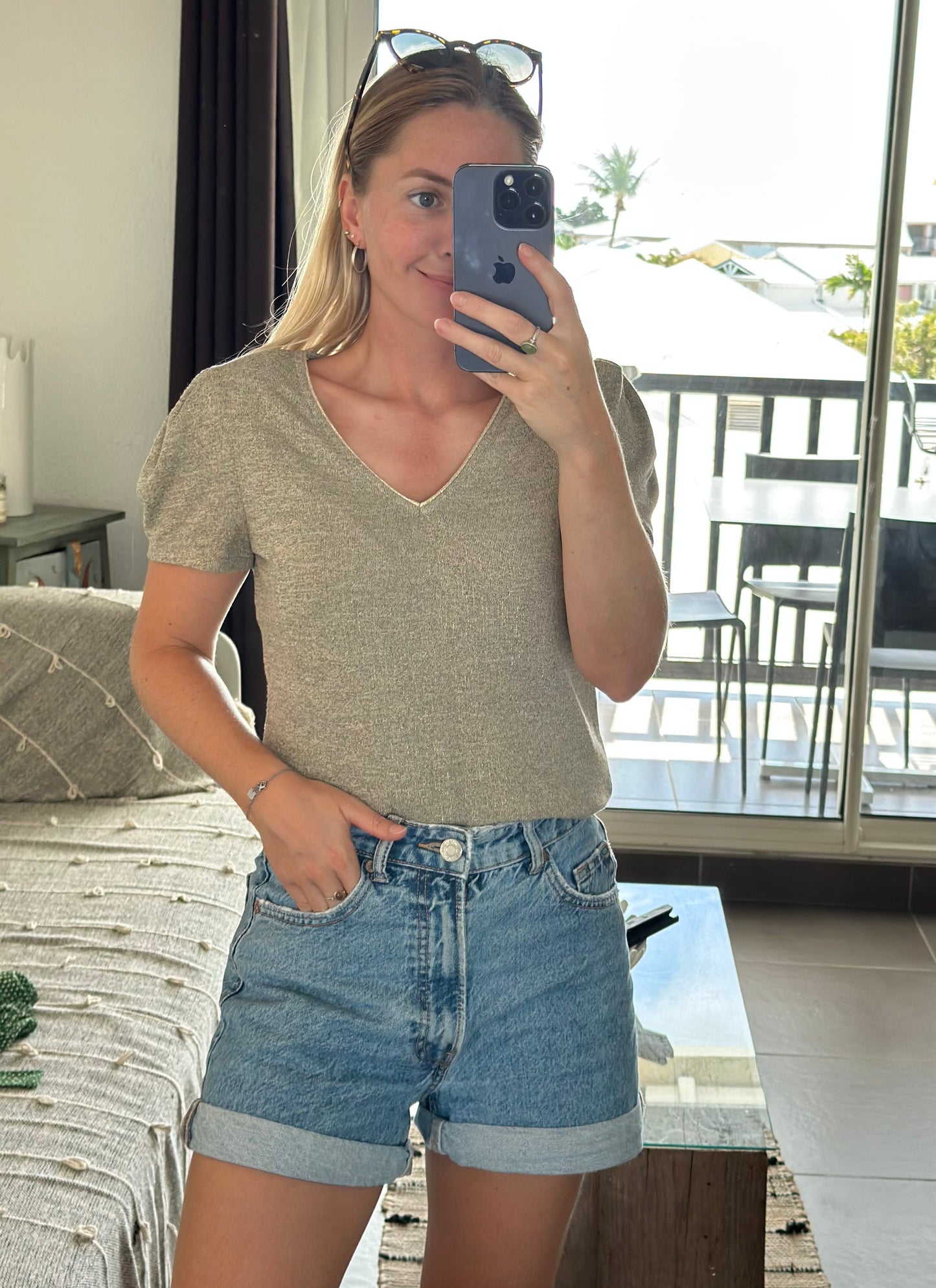 Top gris et doré T.36