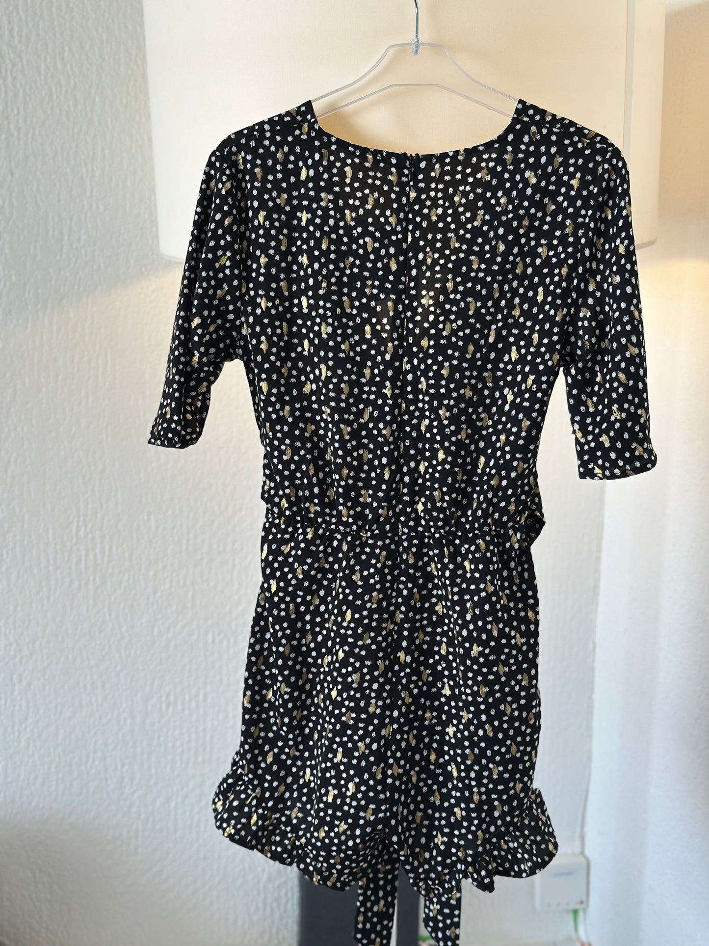 Combishort noir à pois dorés neuve T.34