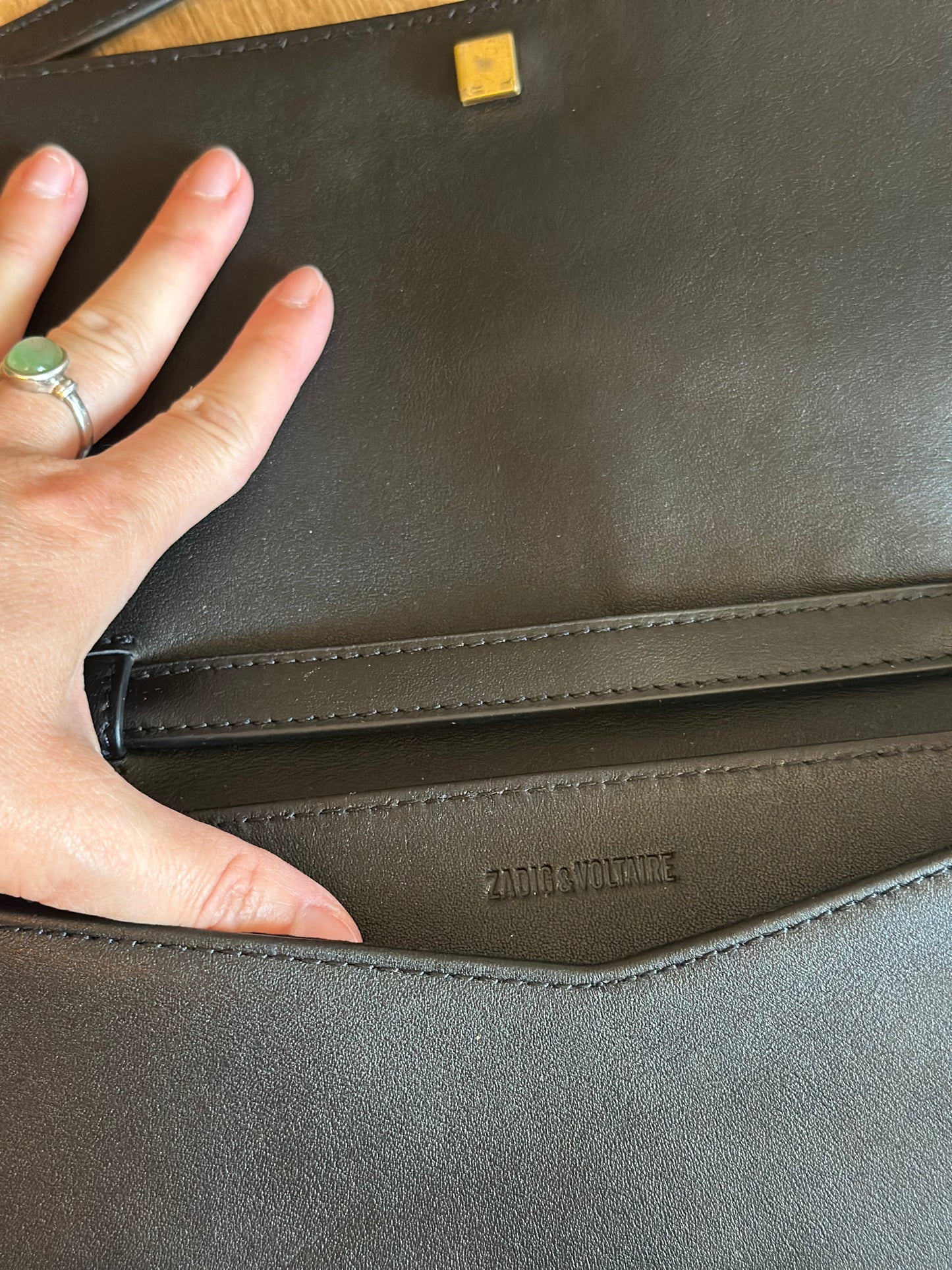 Sac à rabat cuir noir ZV Initiale