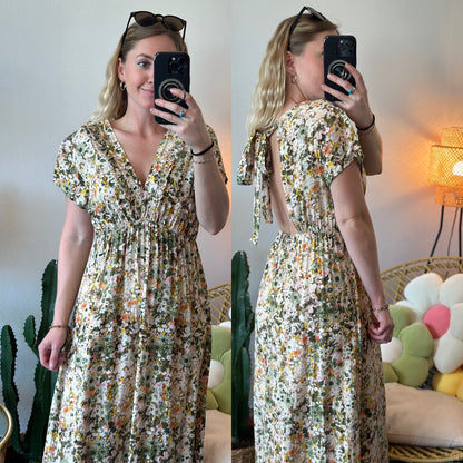 Belle robe longue à motifs fleuris et dos nu, T.36