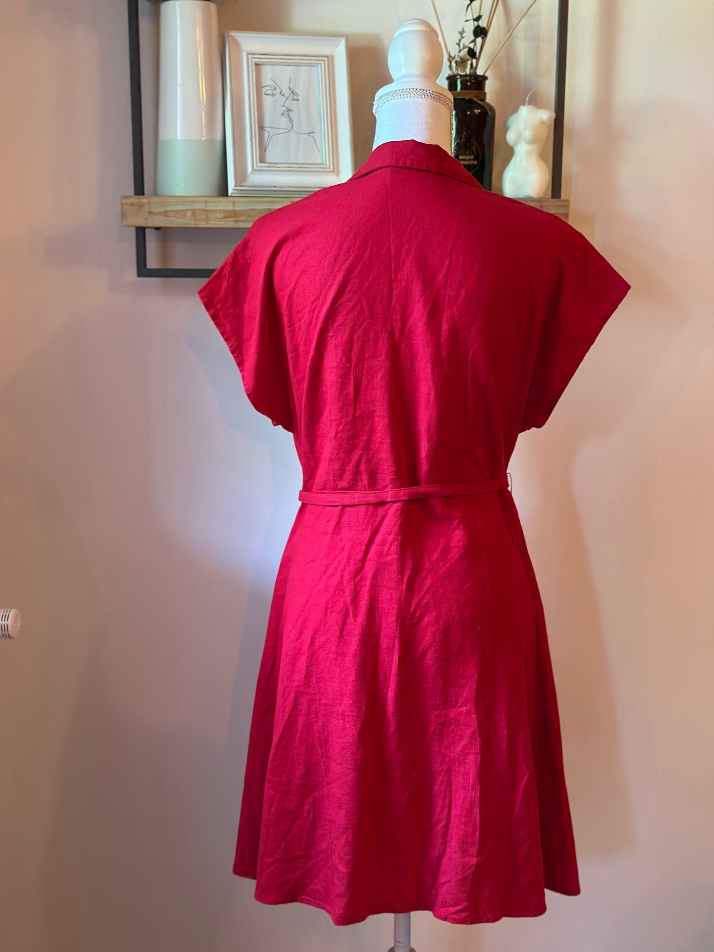Robe chemise rouge en lin et viscose T.38
