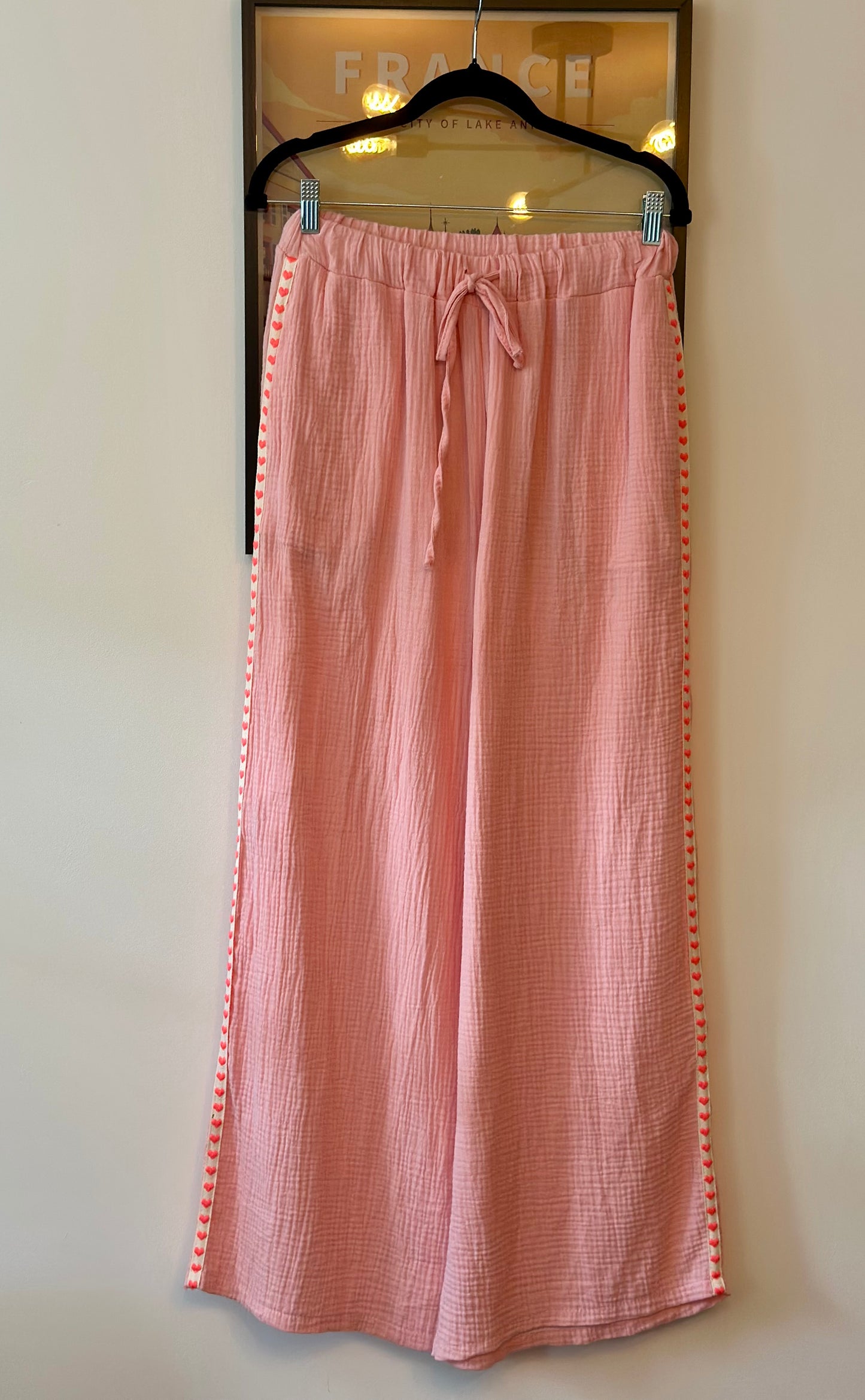 Pantalon rose gaze de coton Made in Italy – Broderie arc-en-ciel T.U 36 à 44