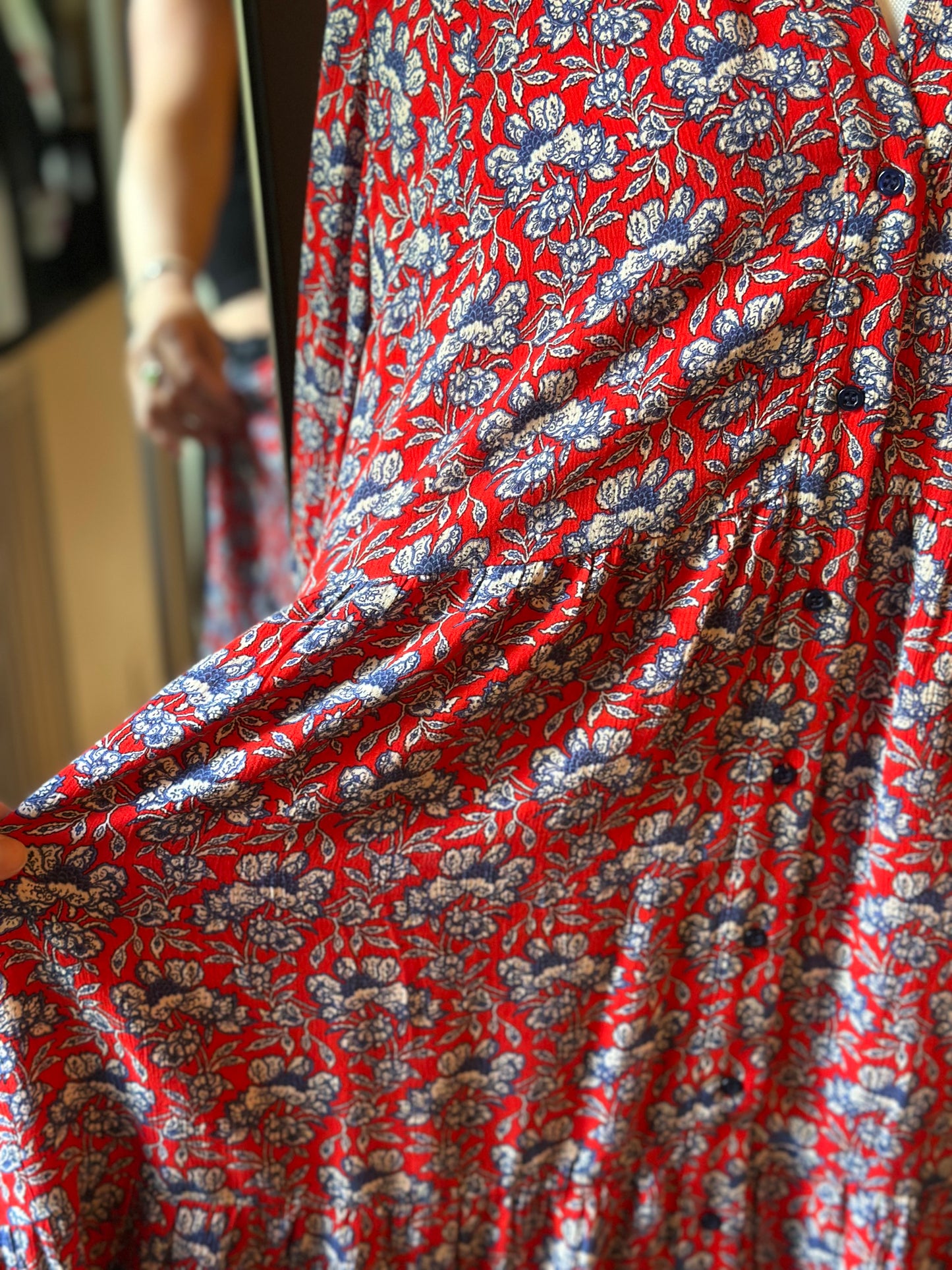 Robe fluide imprimé fleuri rouge et bleu T.42
