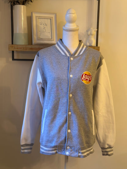 Veste teddy varsity gris et blanc logo Lay’s brodé T.38/40