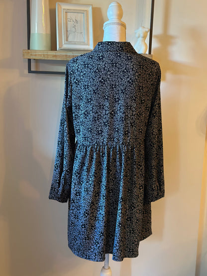 Robe chemise fluide imprimé floral noir et gris T.38