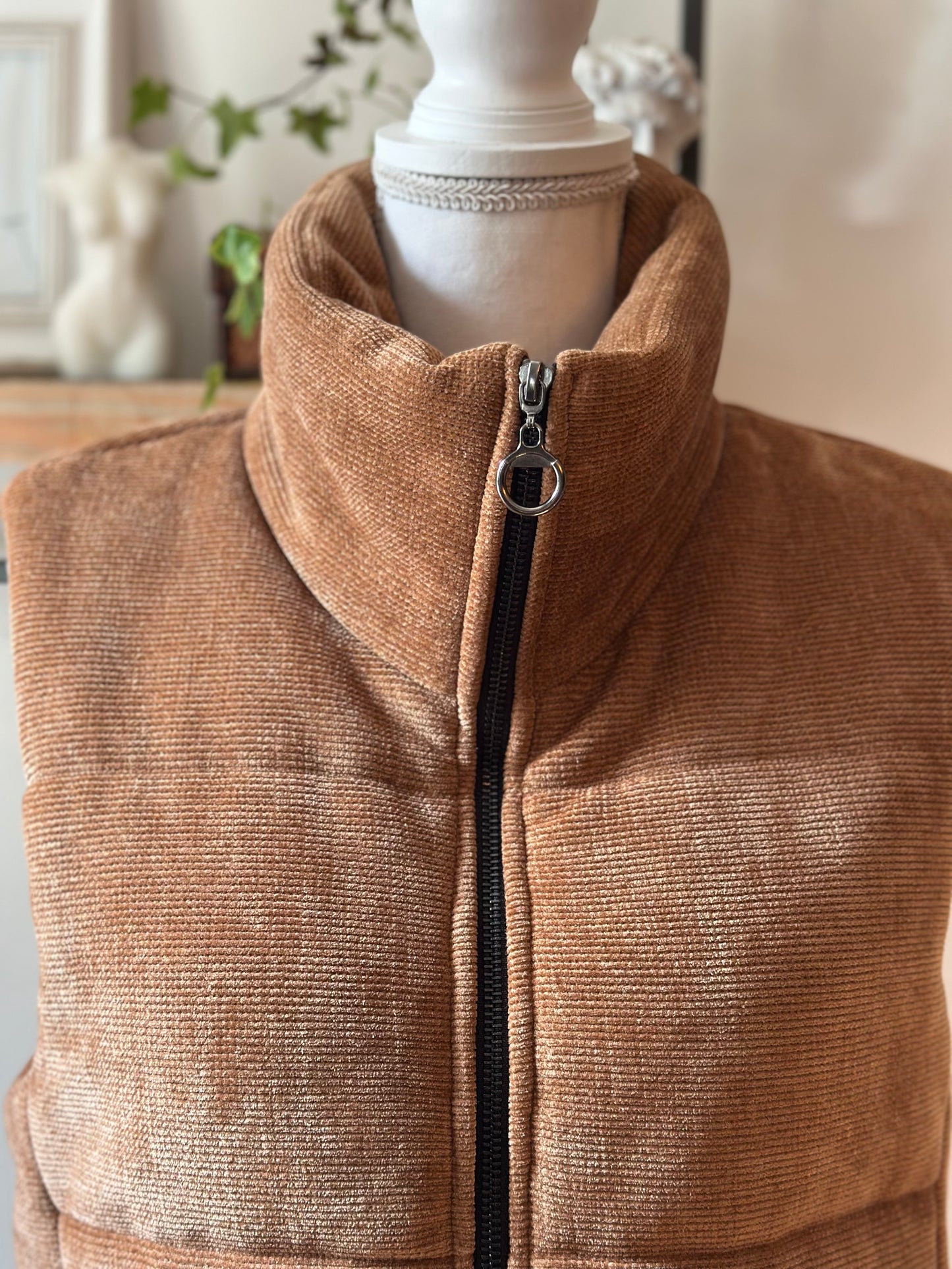 Veste en velours matelassée marron clair T.36/38