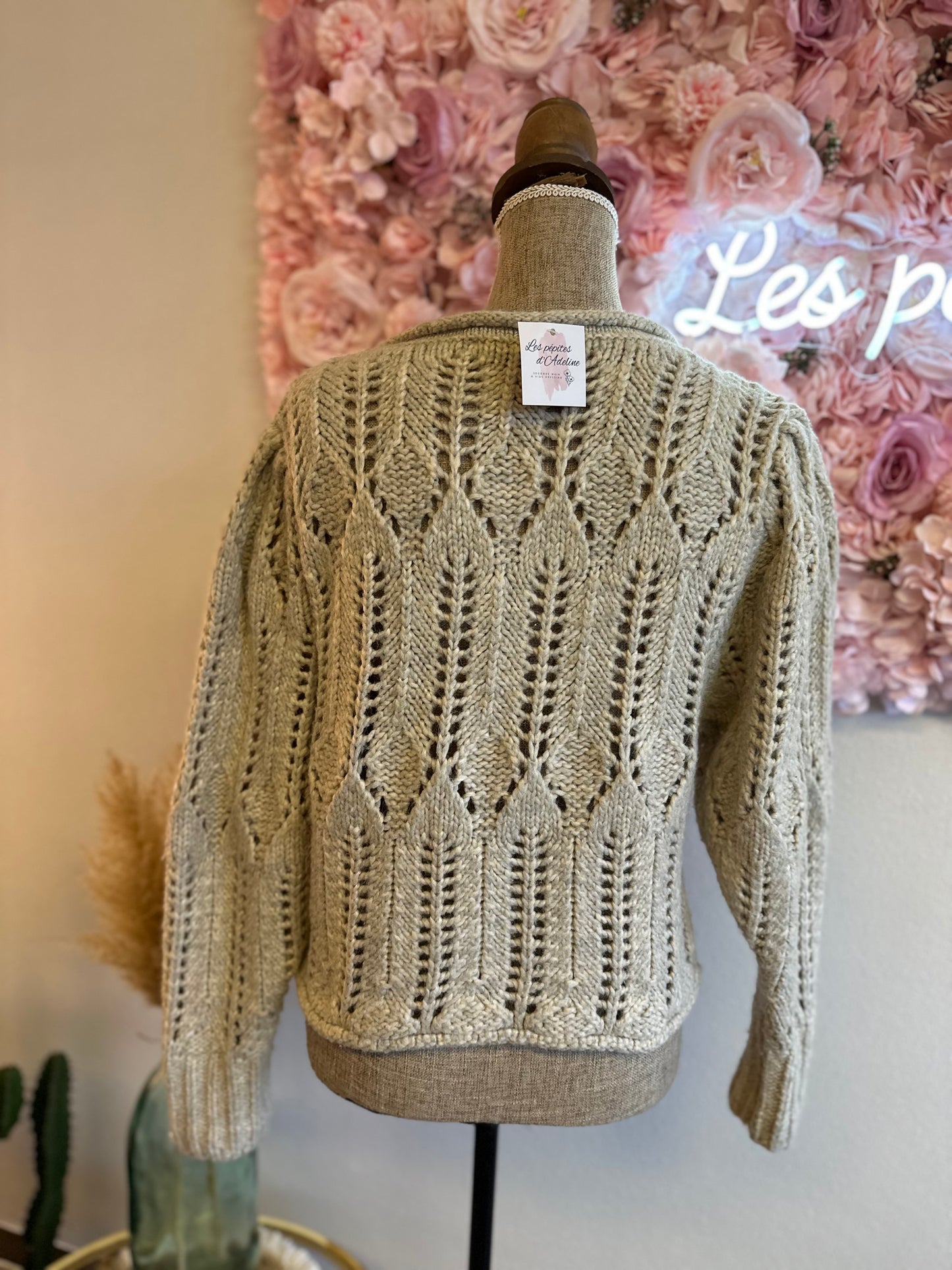 Pull en maille façon crochet en laine, T.38