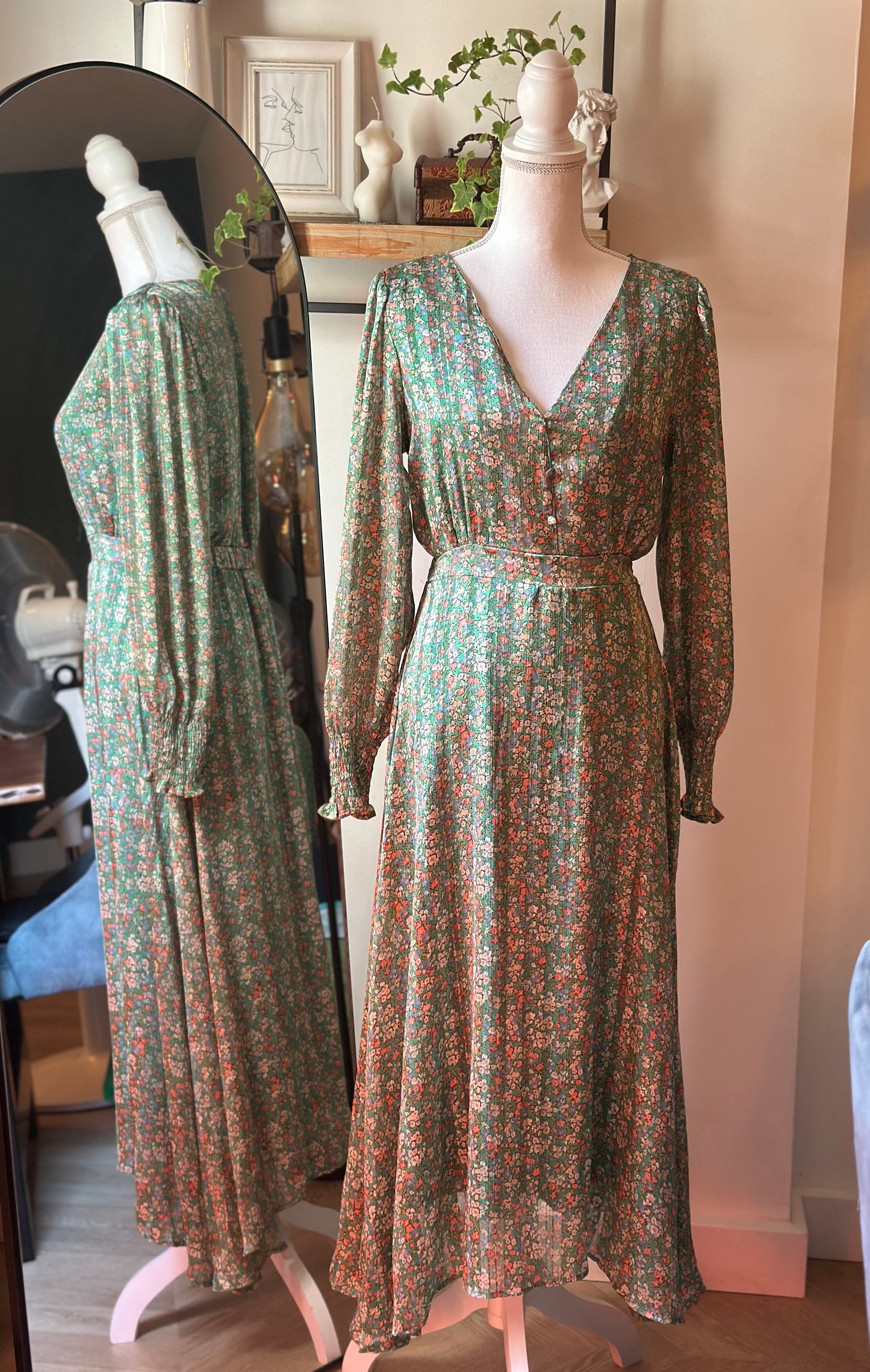 Robe longue à fleurs lurex T.36/38