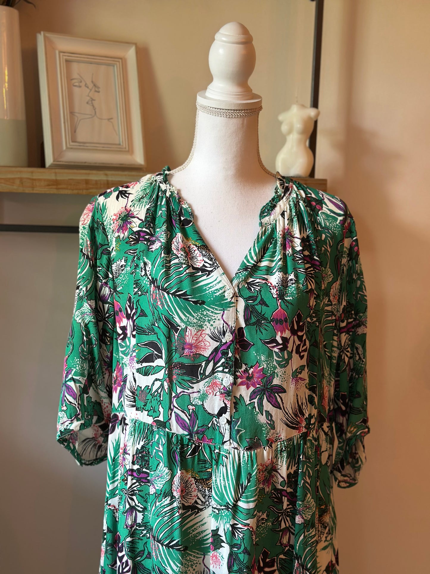 Robe imprimé fleuri végétal vert T.42