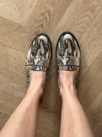 Mocassins imprimé python P.36