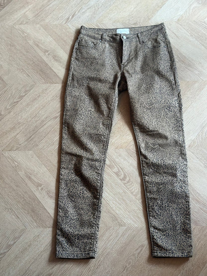 Pantalon slim imprimé léopard en coton T.36