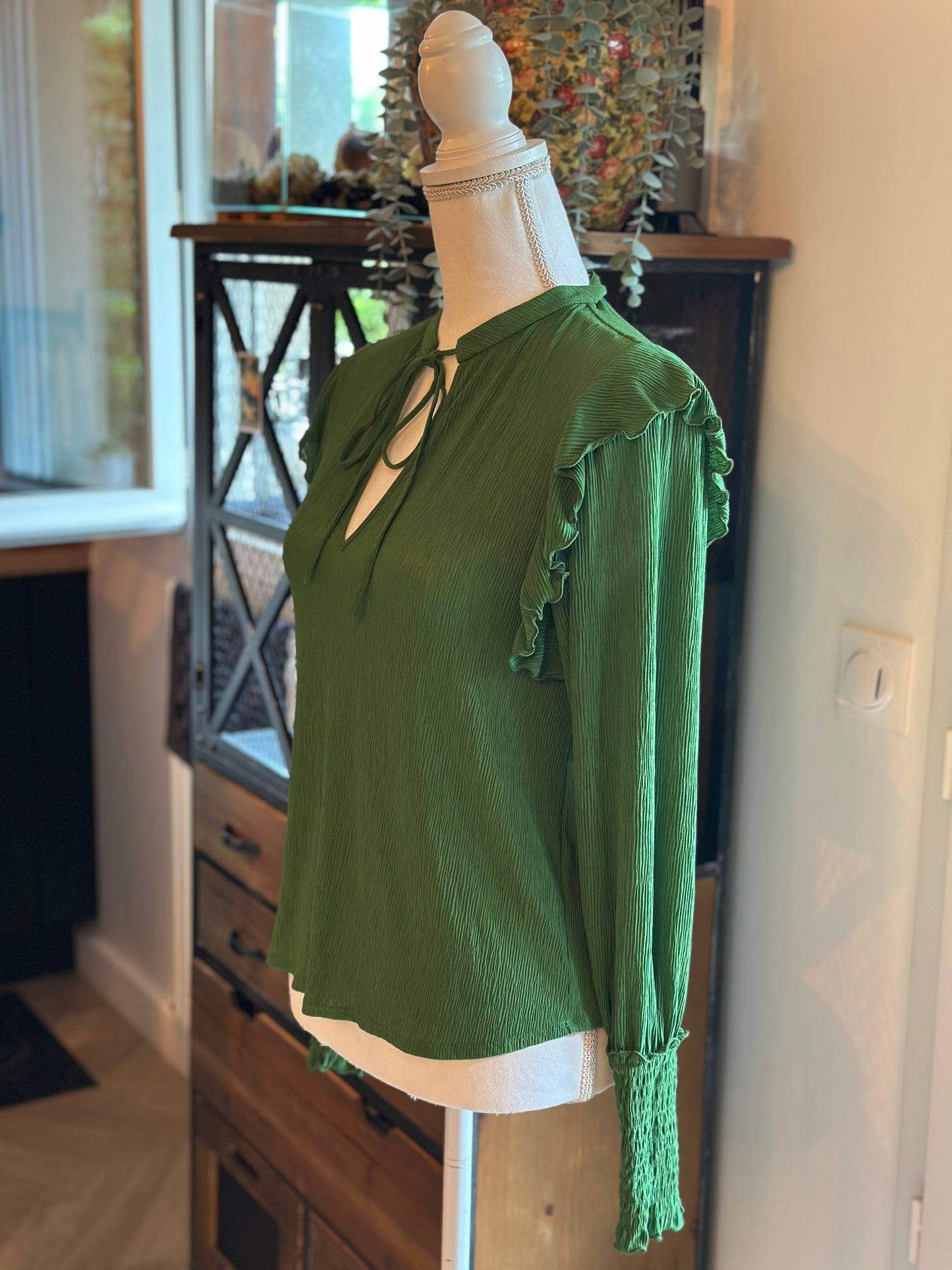 Chemisier vert à col noué T.34