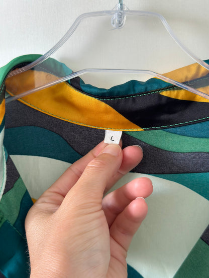 Chemise fluide effet satin à motifs colorés T.40