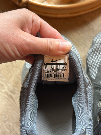 Baskets Air Max Zero SE GS vert kaki et noir P.37,5