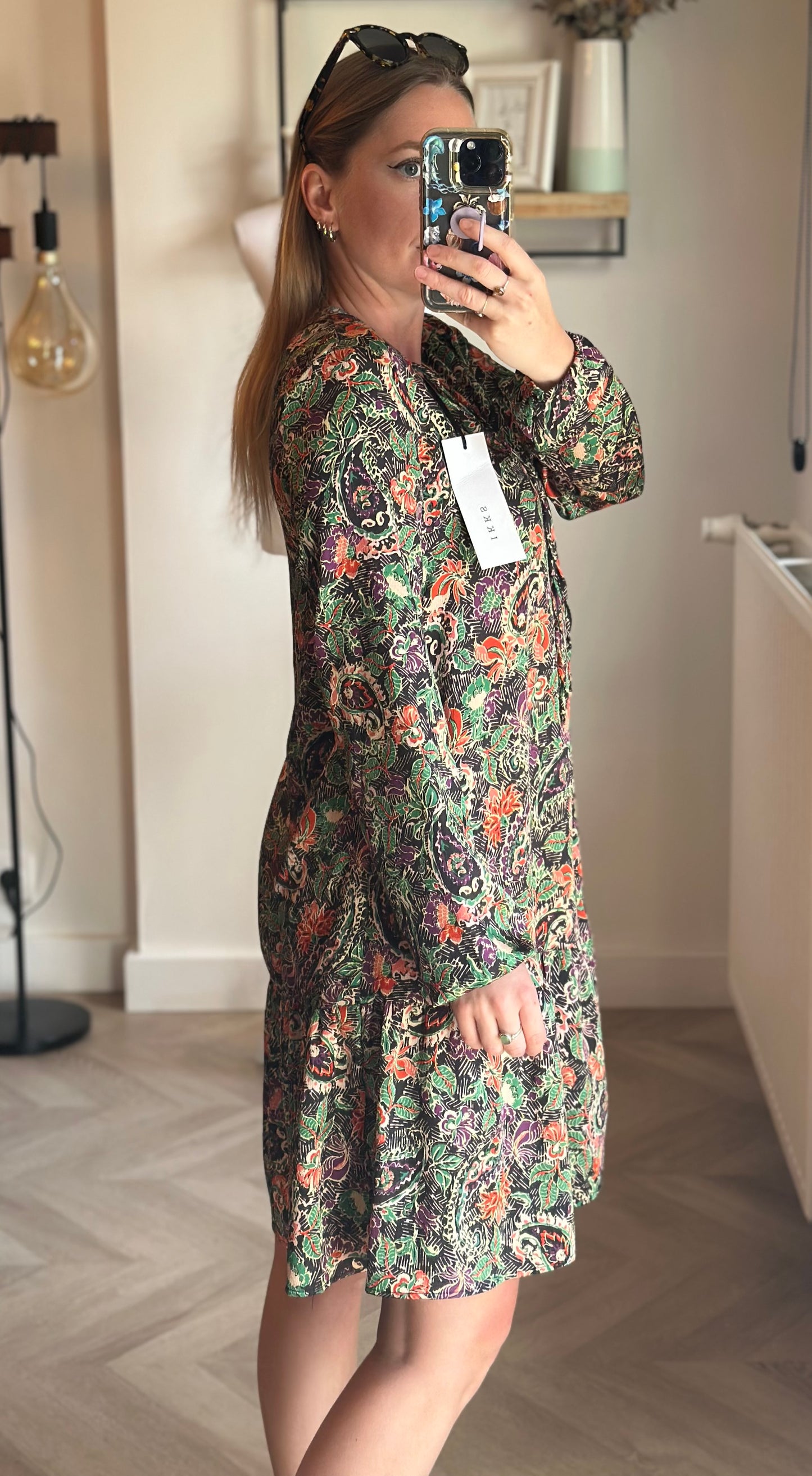 Belle robe fluide et légère à imprimé floral, T.34