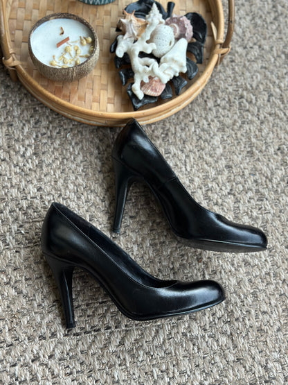 Escarpins cuir noir P.36