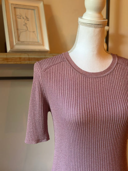 Pull manches courtes maille côtelée parme viscose T.40