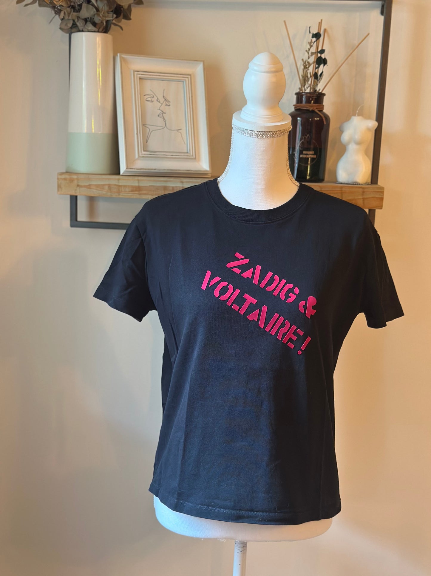 T-shirt noir imprimé logo T.34
