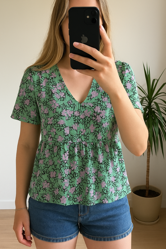 Blouse fleurie dos ouvert T.36