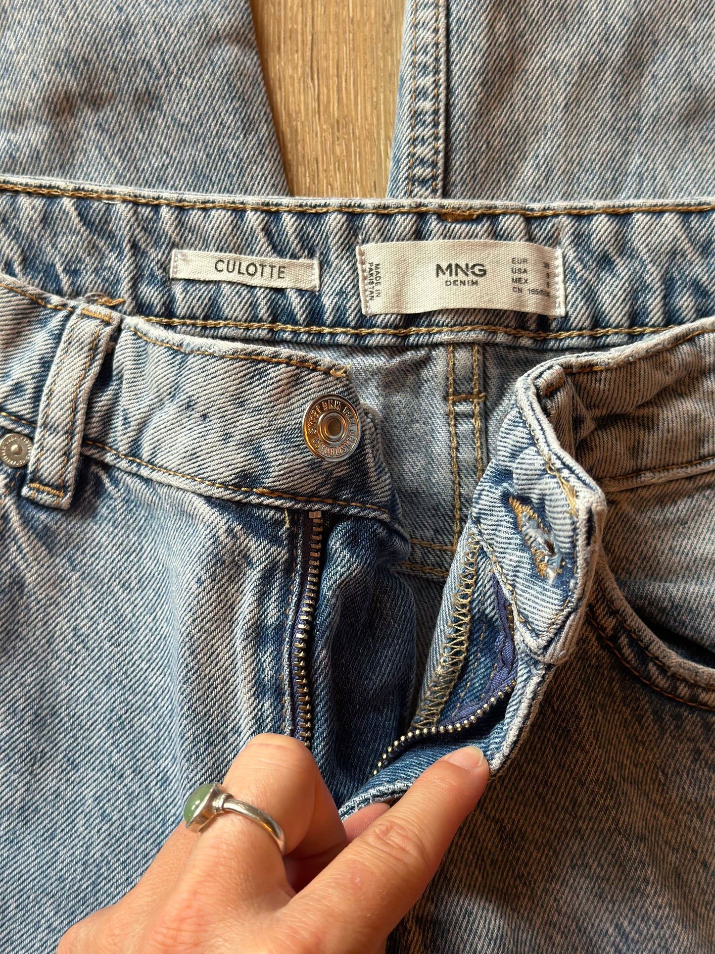 Jean bleu clair à jambes larges modèle Culotte, T.38