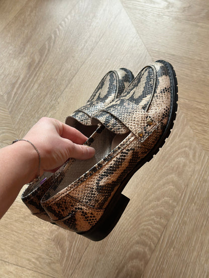 Mocassins imprimé python P.36