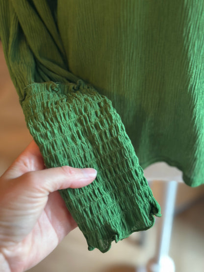 Chemisier vert à col noué T.34