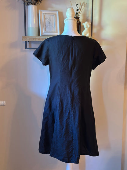 Robe en lin noir T.40